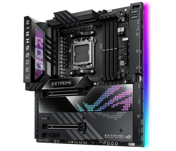 ASUS ROG CROSSHAIR X670E EXTREME - 1072670 - zdjęcie 3